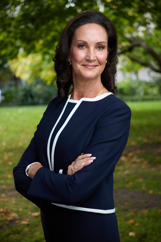 Claudia Sylvester