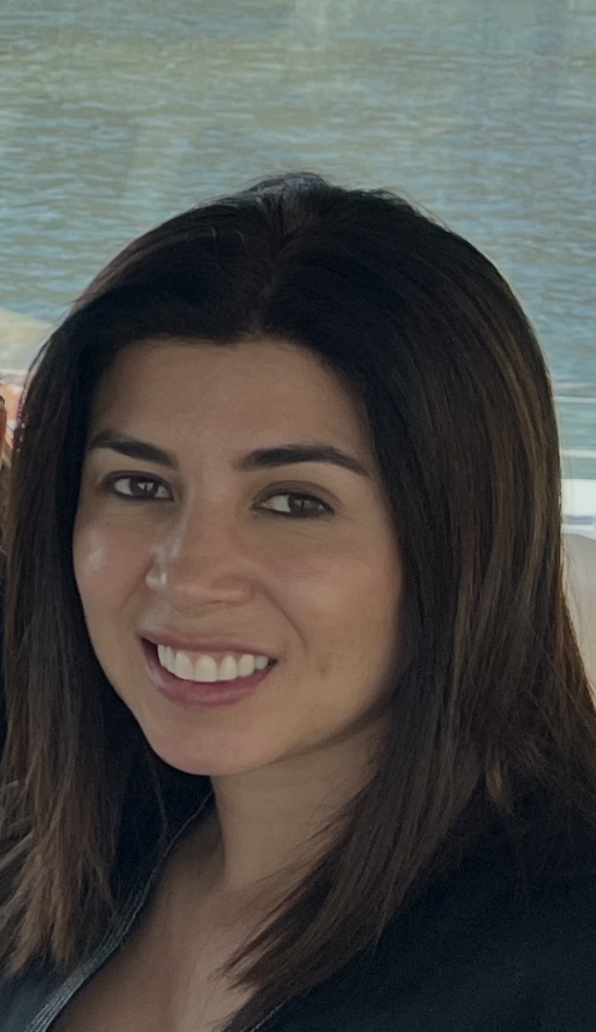 Adriana Reyes