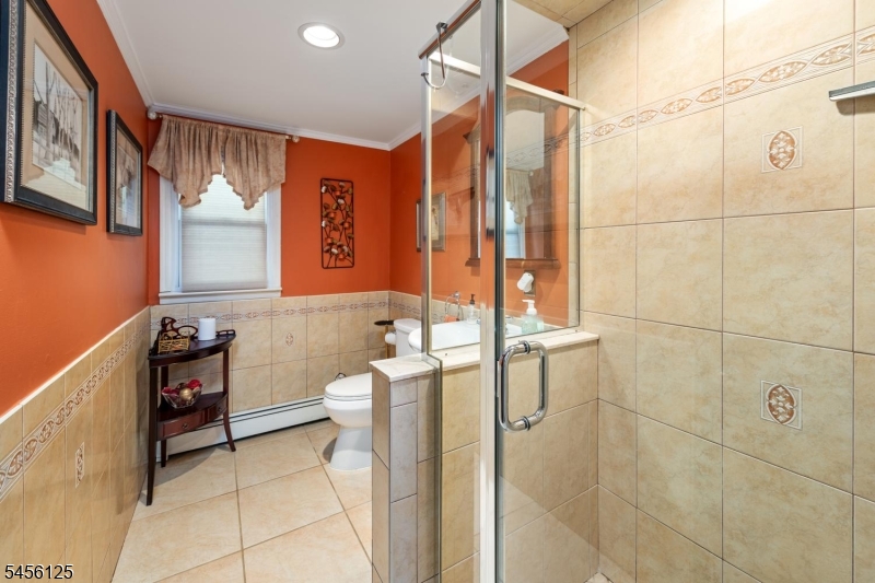 Ground Floor Full Bath