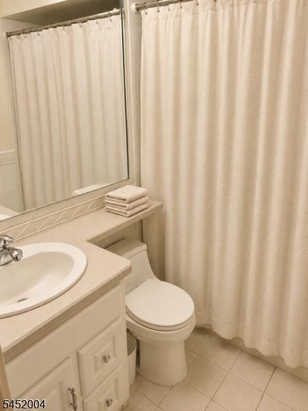 Main bathroom