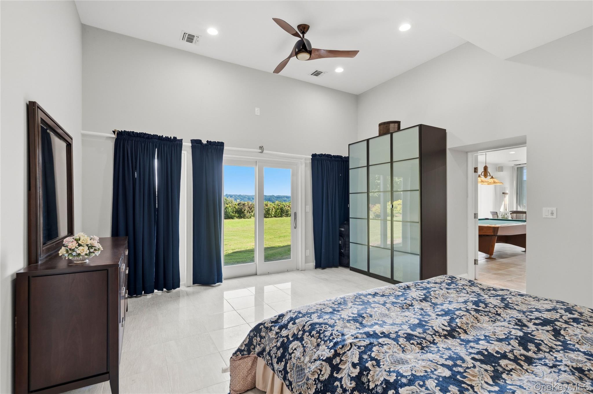 Guest Apartment-Bedroom Suite