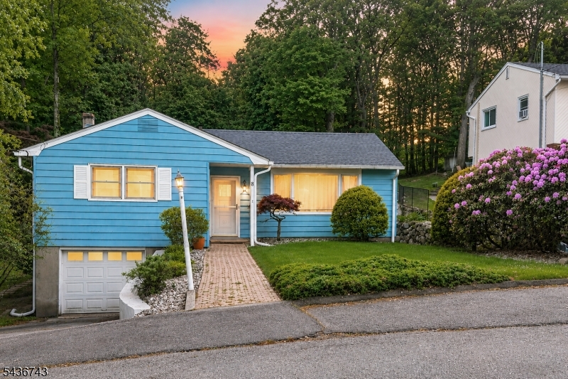 Front with Virtual Twilight