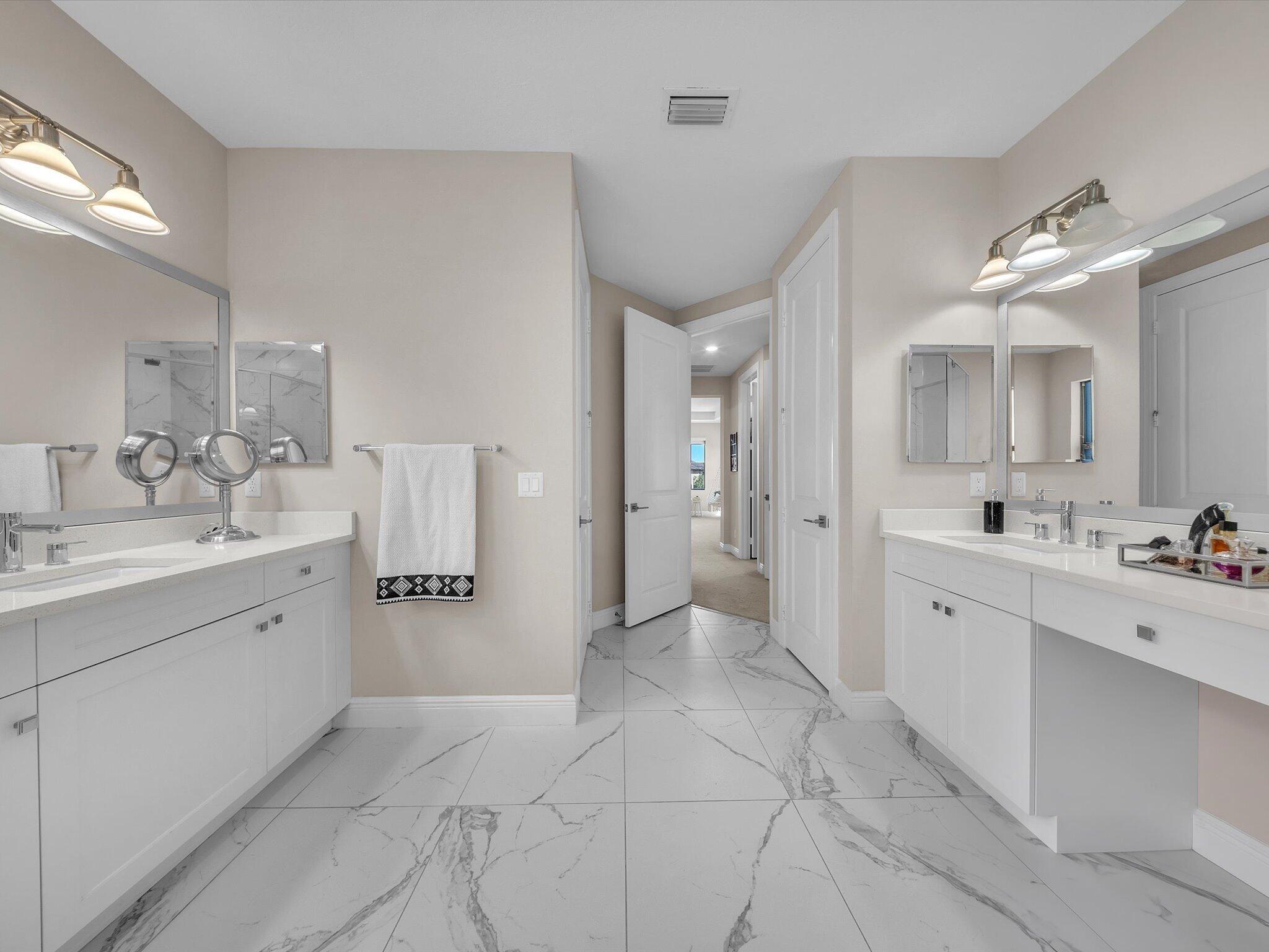 oversized bathroom parkland bay