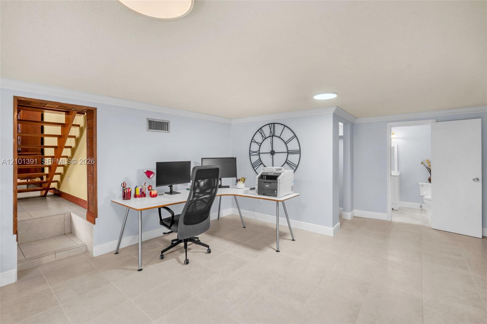 2nd primary bedroom or use as a gym or home office or even a guest room