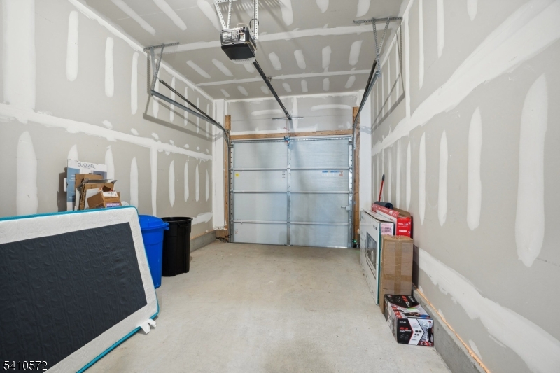 Attached Garage