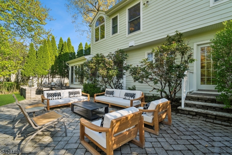 FABULOUS SHORT HILLS HOME