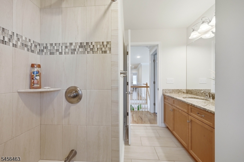 Hallway full bath