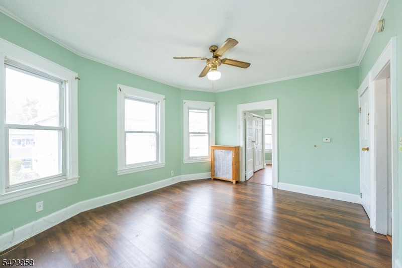2nd floor living room