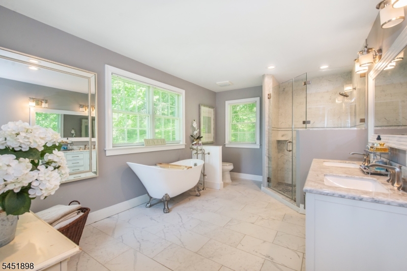 Primary Bedroom Bath