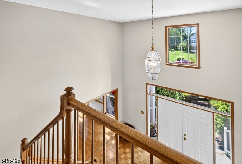 2 story foyer