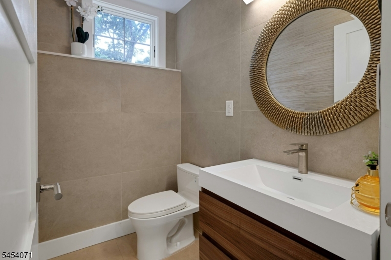 Powder room