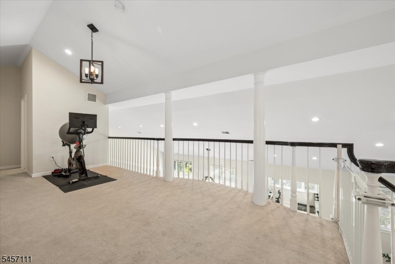 3rd Floor Loft Area