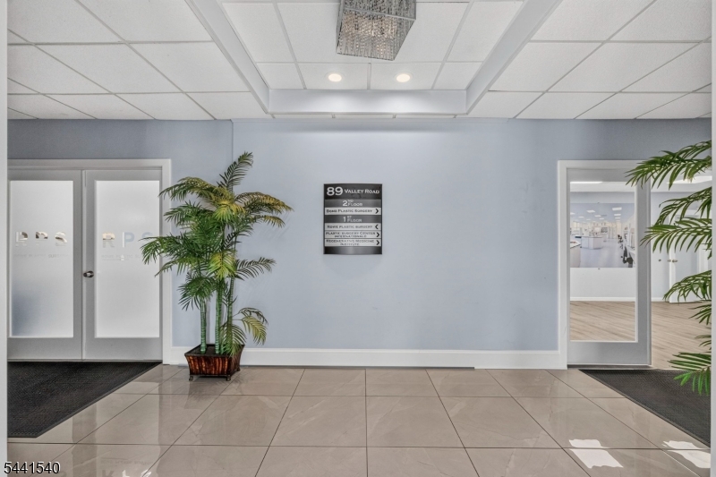 1st floor common area