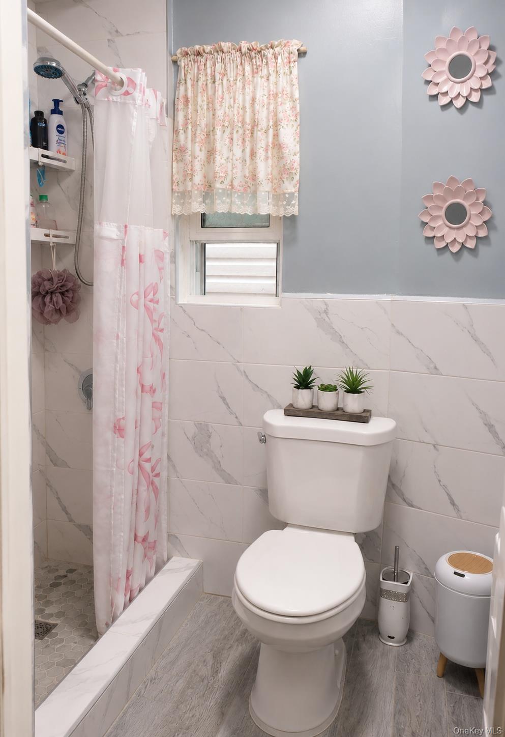 2nd-floor unit, bathroom view 2