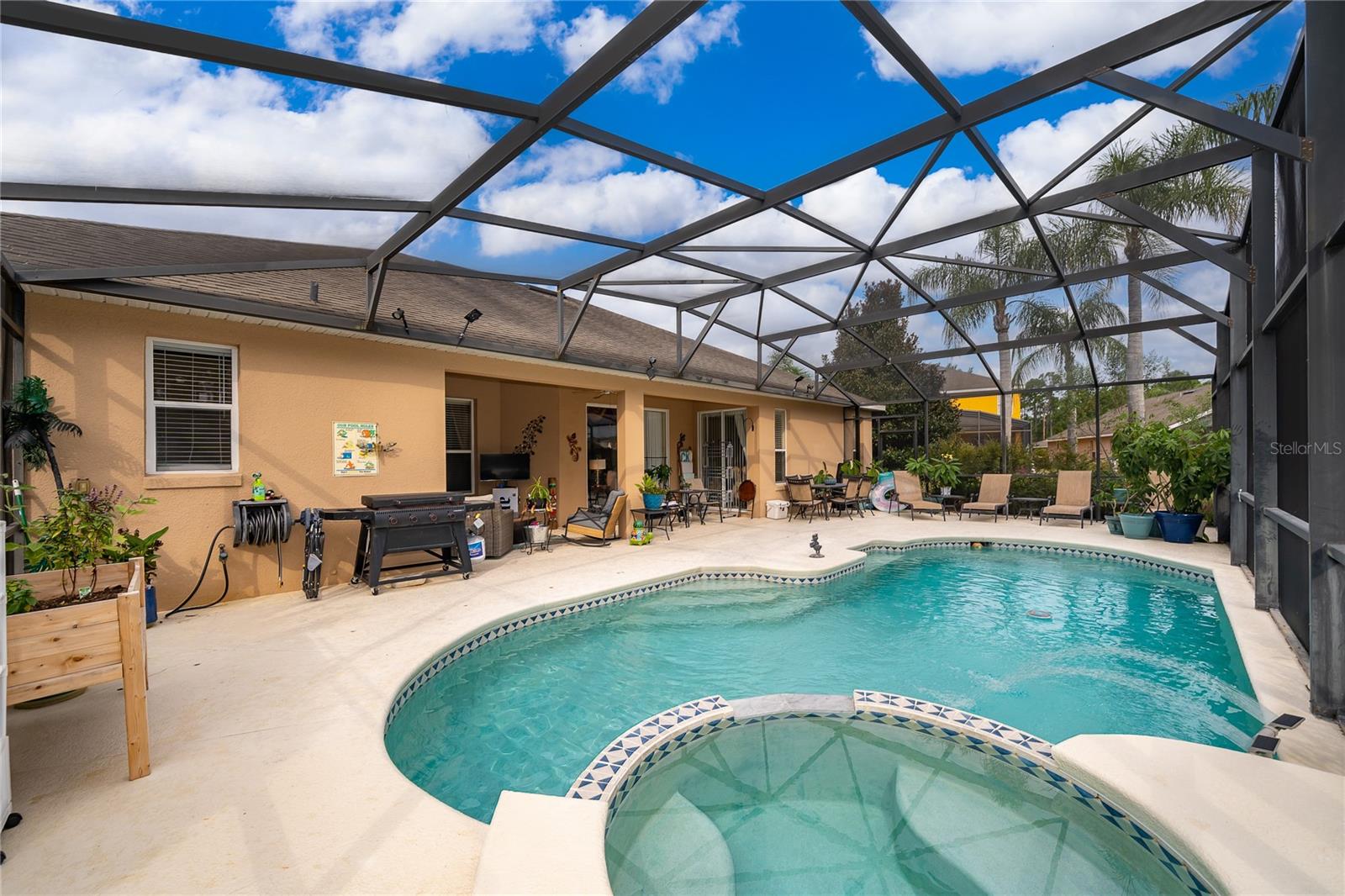 Pool 1