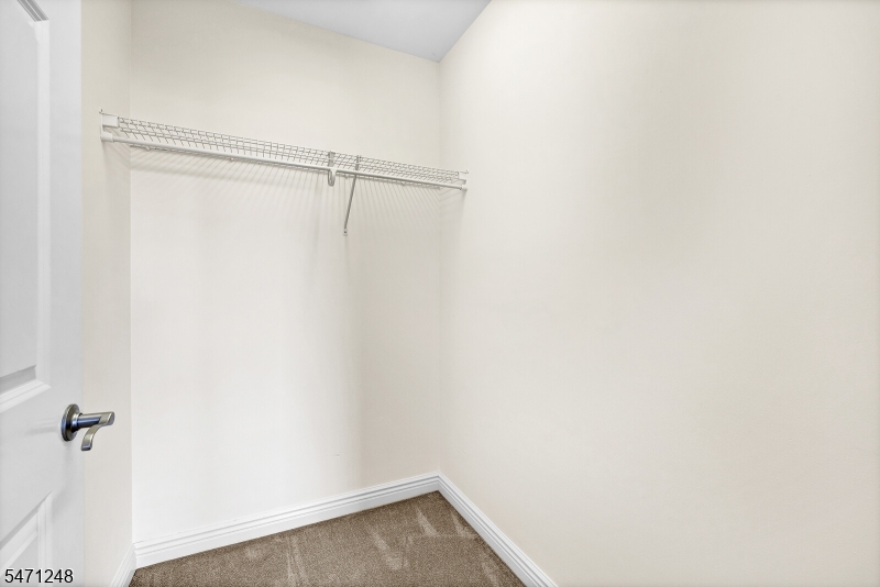 Bedroom 2 WIC