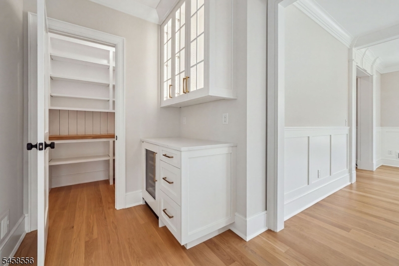 Butler's Pantry/Storage Pantry