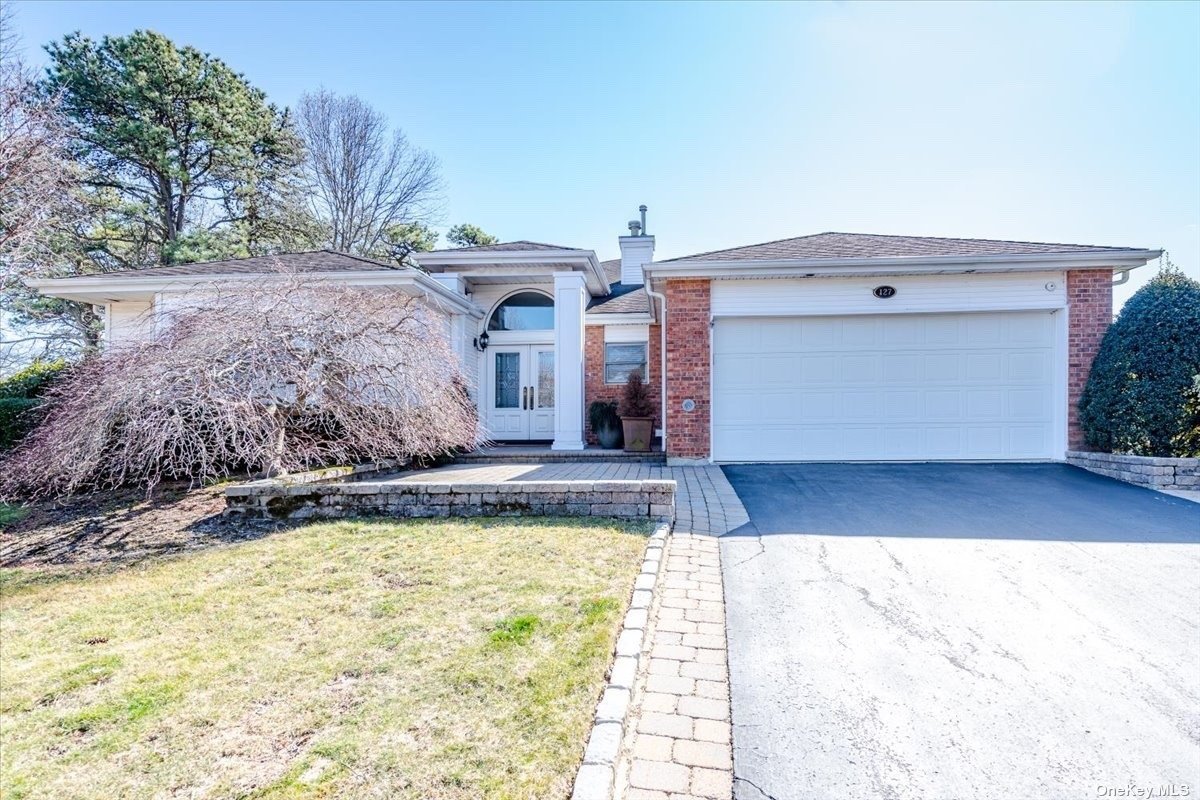 127 Hiland, Commack, NY, 11725 5 BR for sale, Residential sales