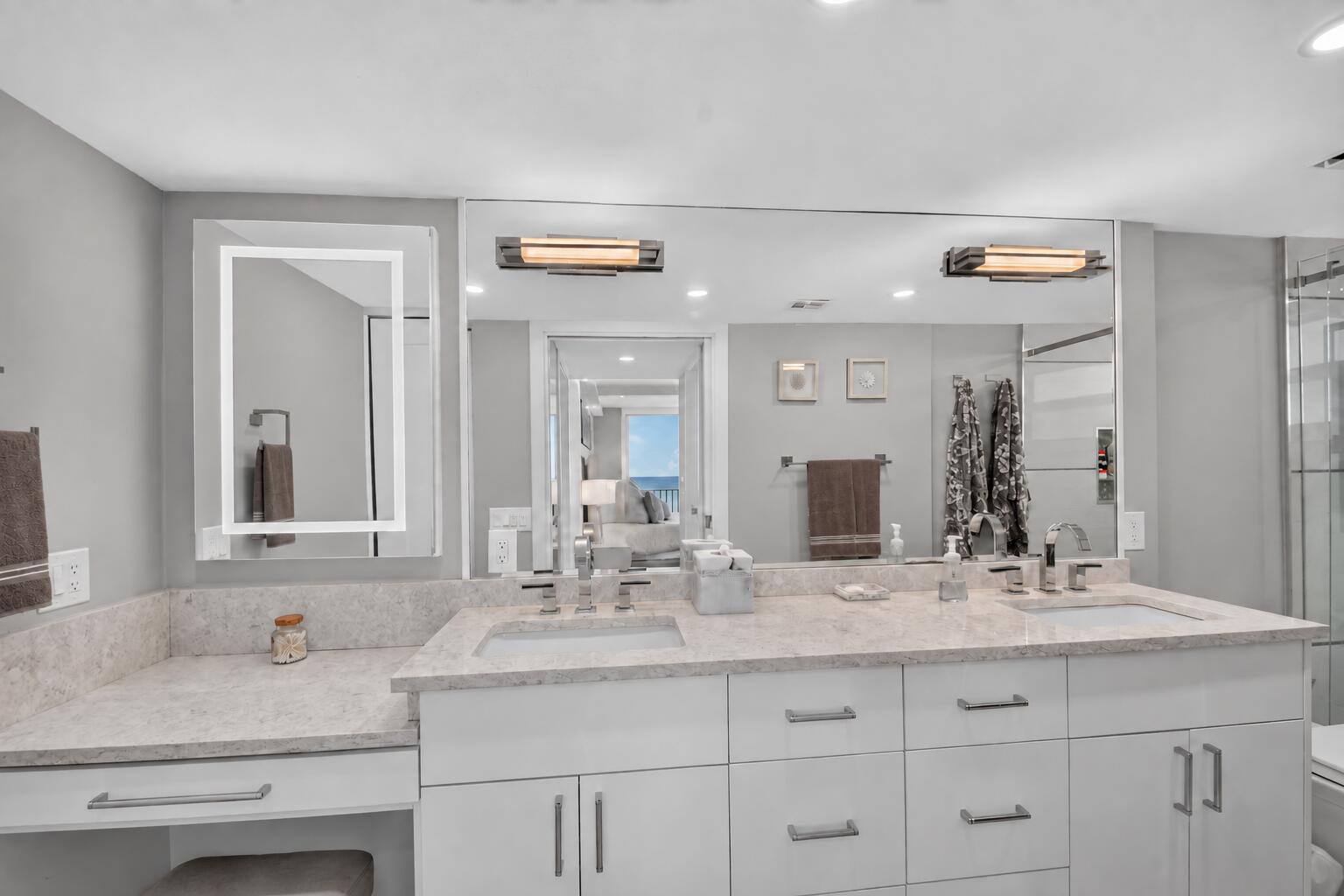 Double Sink with Built-in Makeup Vanity