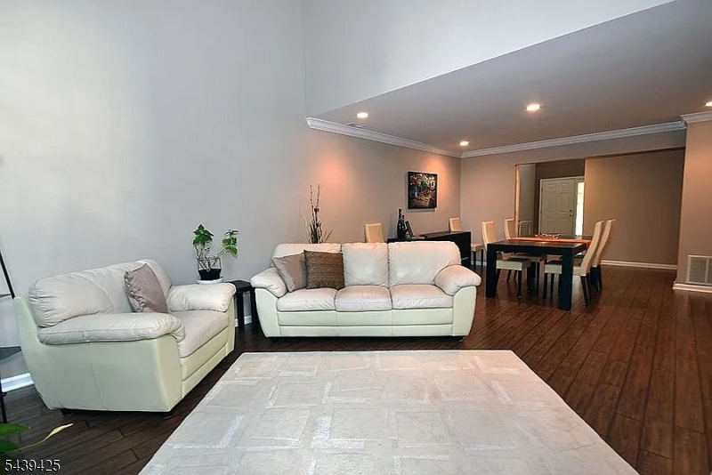 Kitchen - Dining Area