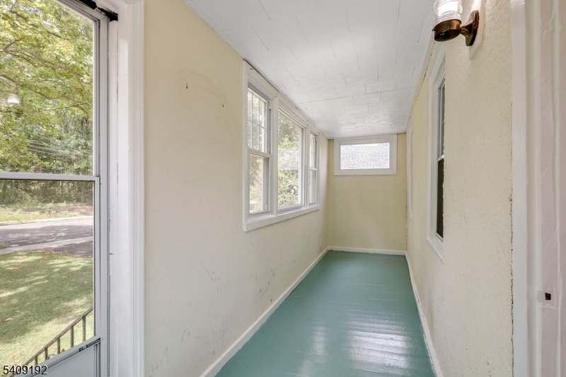 Enclosed Porch before tenant