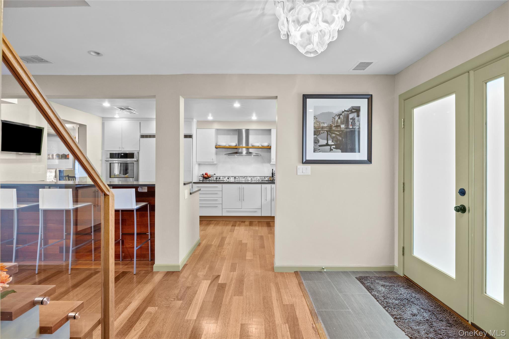 Spacious and gracious entry foyer