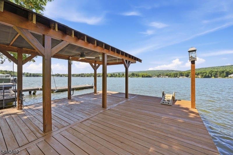 Dock