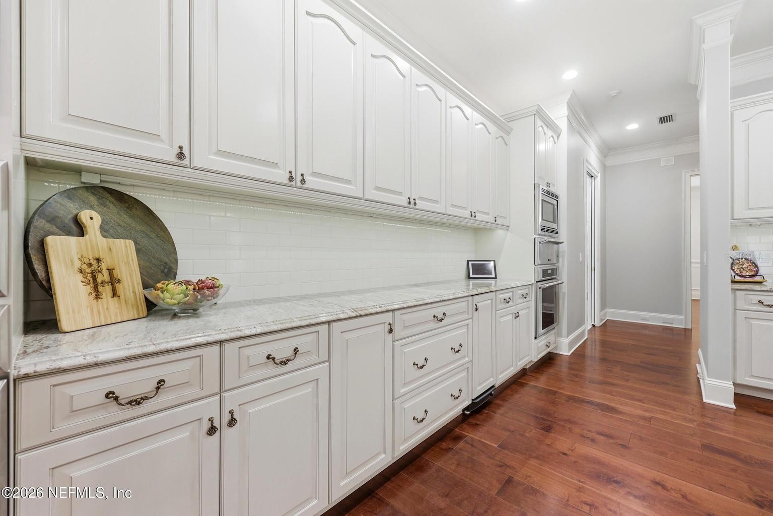 Gourmet Chef kitchen