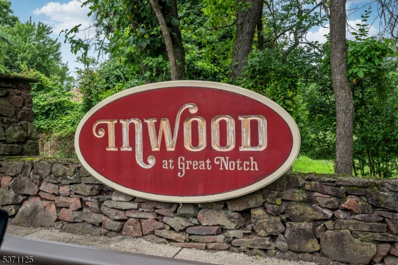 Inwood entrance