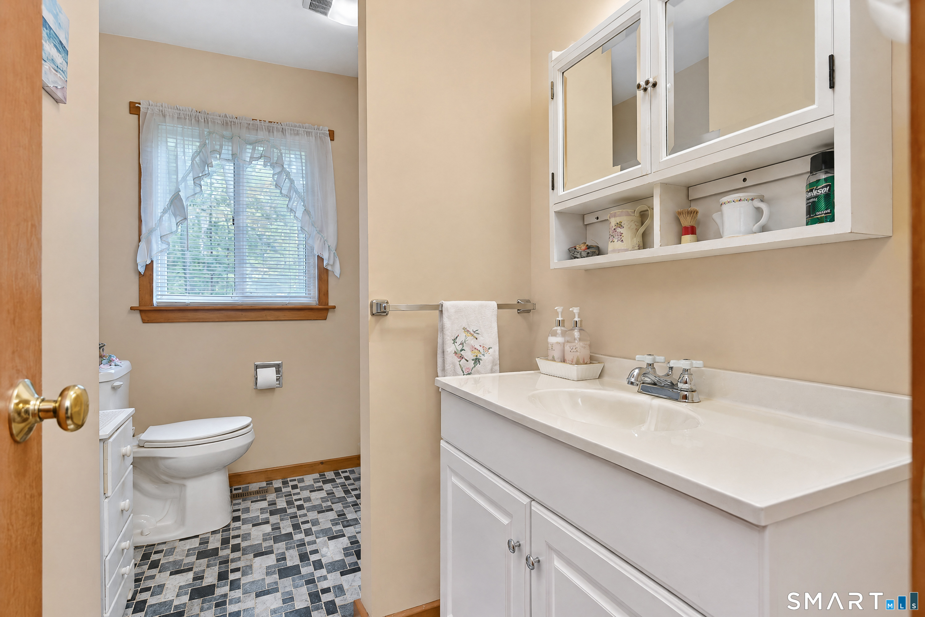 Bathroom 2
