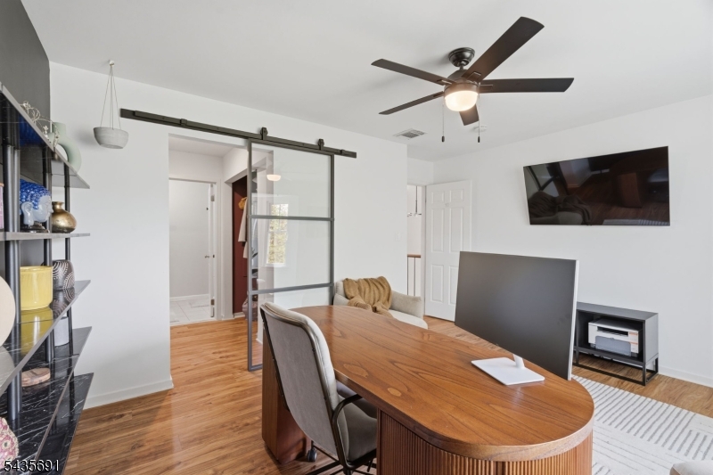 2nd bedroom/office