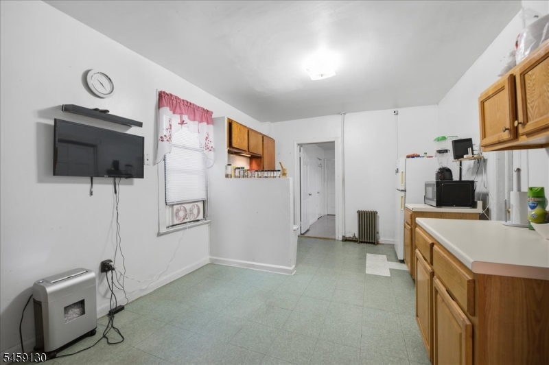 Kitchen - Level 2