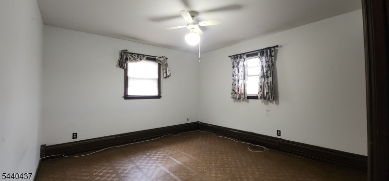Bedroom 5 of 6