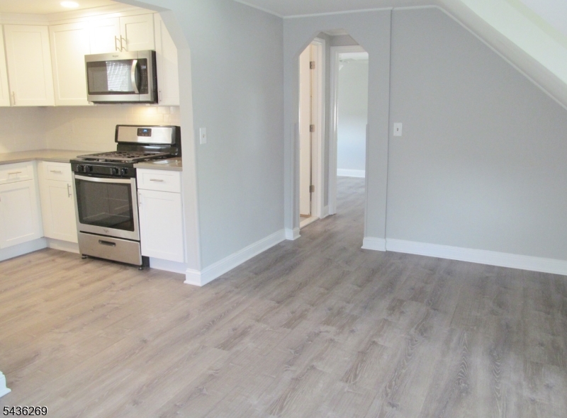 Living Room/Kitchen