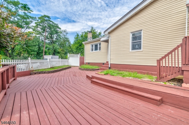 wrap around deck