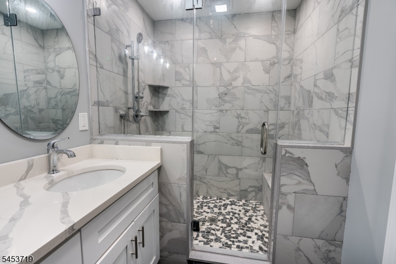 Primary Suite Bath