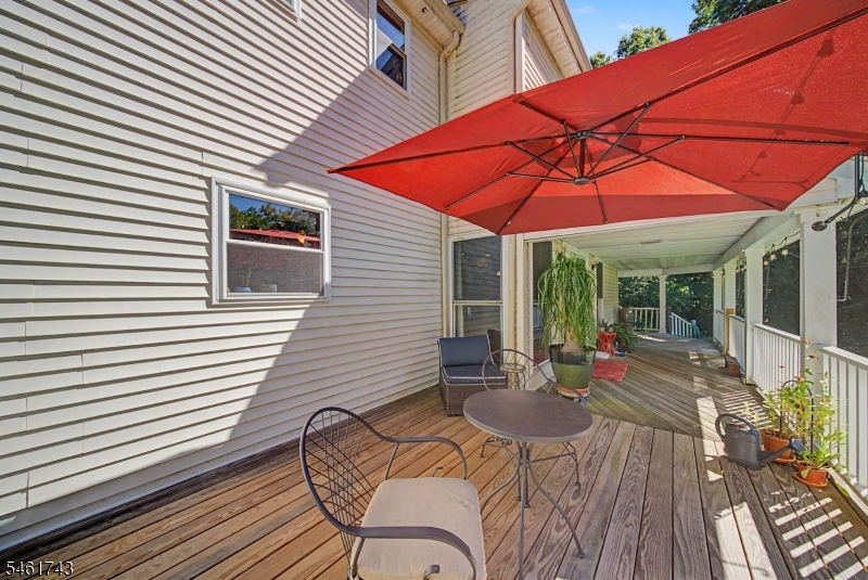 Sitting Area on Deck