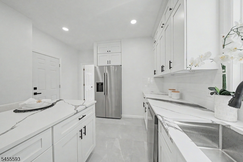 Kitchen Apt 1