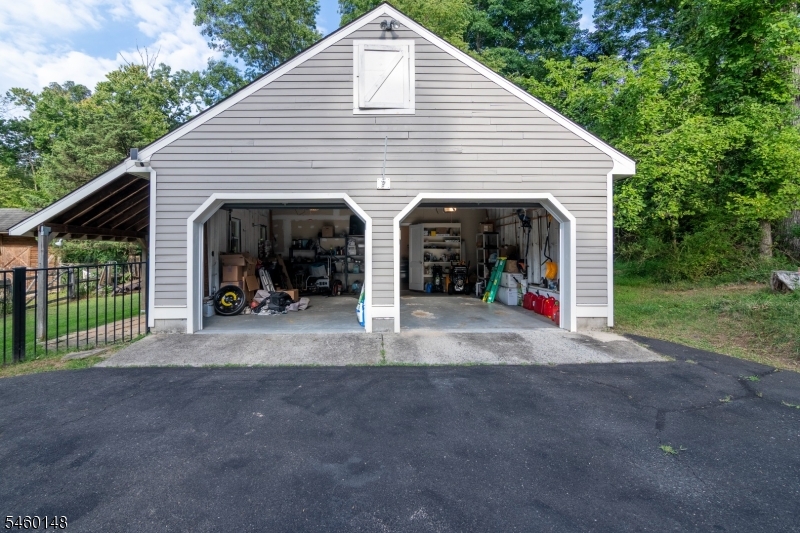 Image of listing