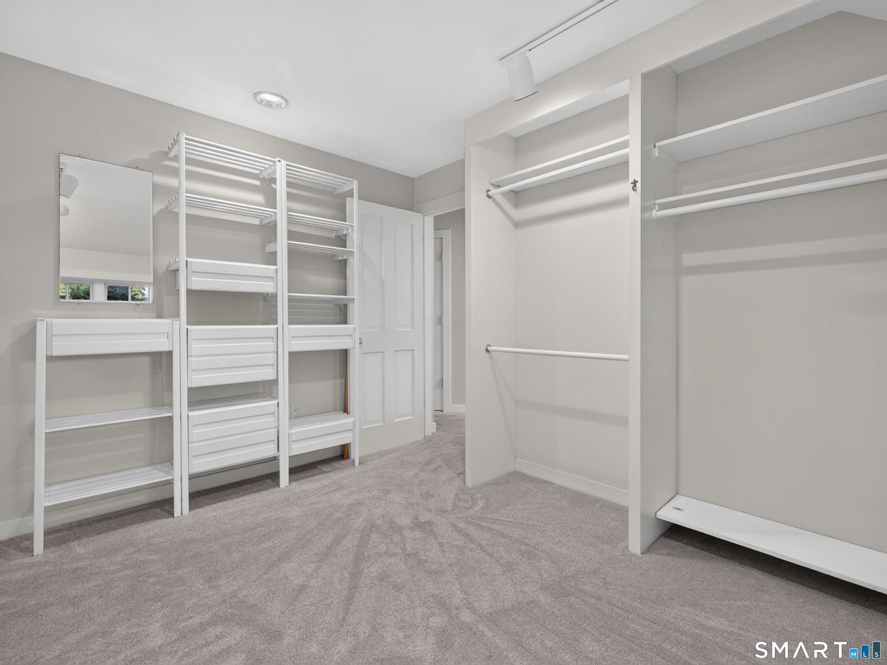 Walk In Closet
