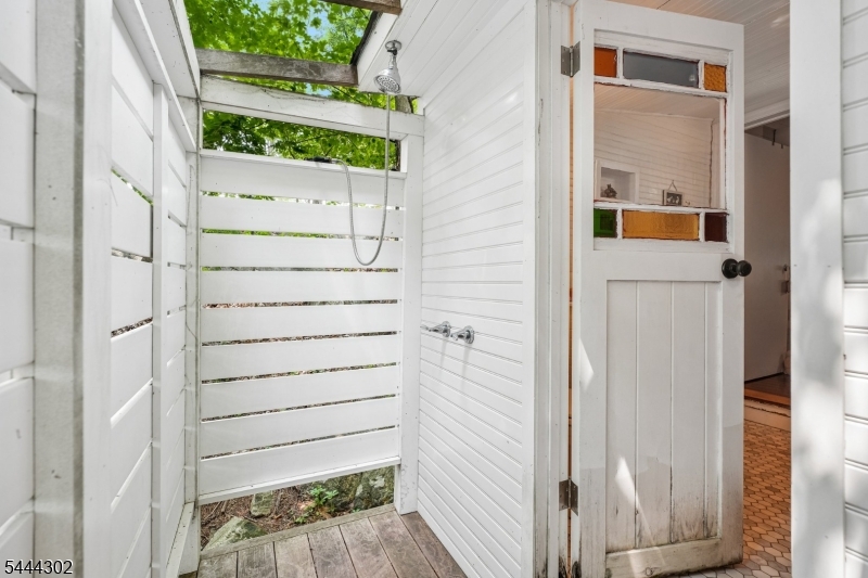 Outdoor Guest House Shower