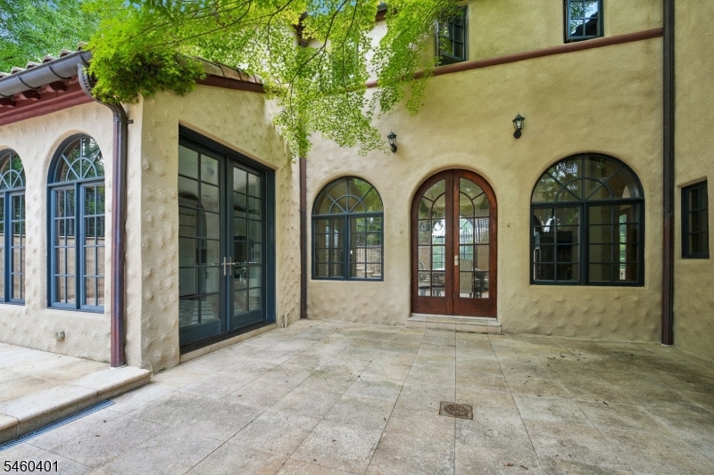 Spectacular Property