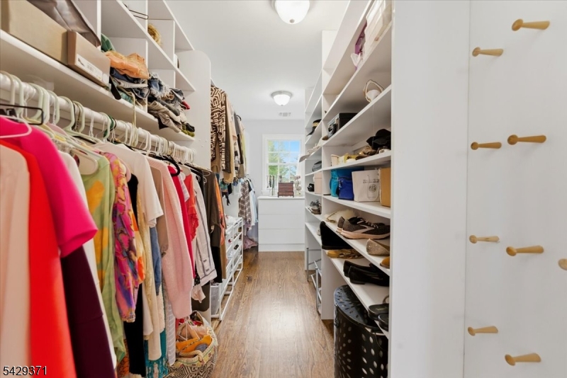 Walk In Closet