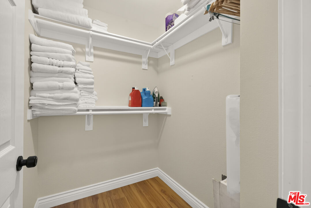 Master Bath 1 Walk In Closet