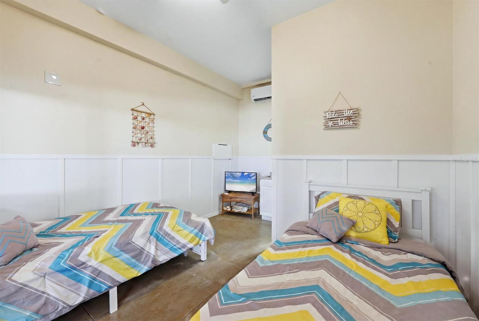 bonus room w/ half bath