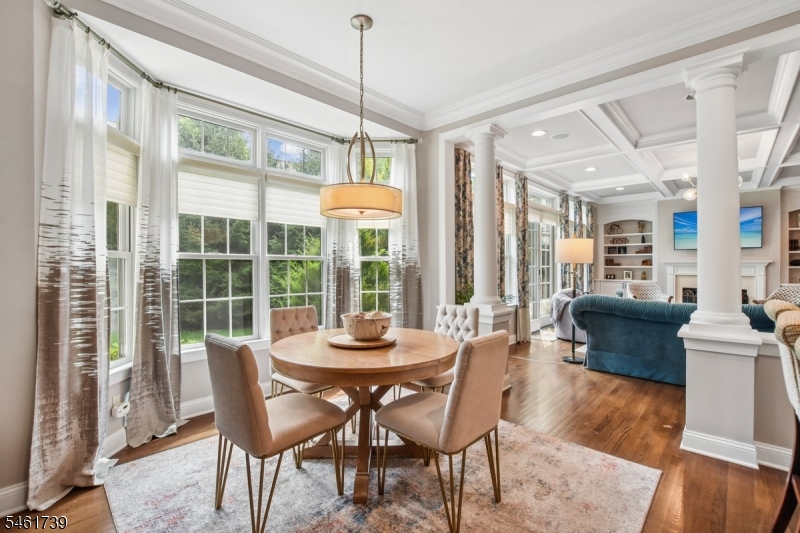 Breakfast room