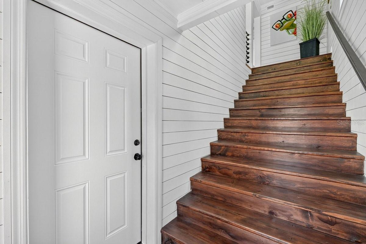Foyer Stairway