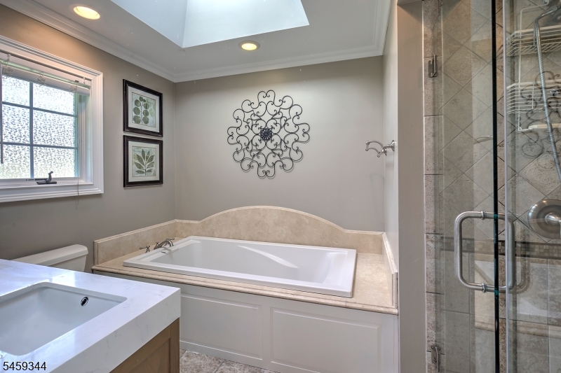 Primary Bathroom Tub