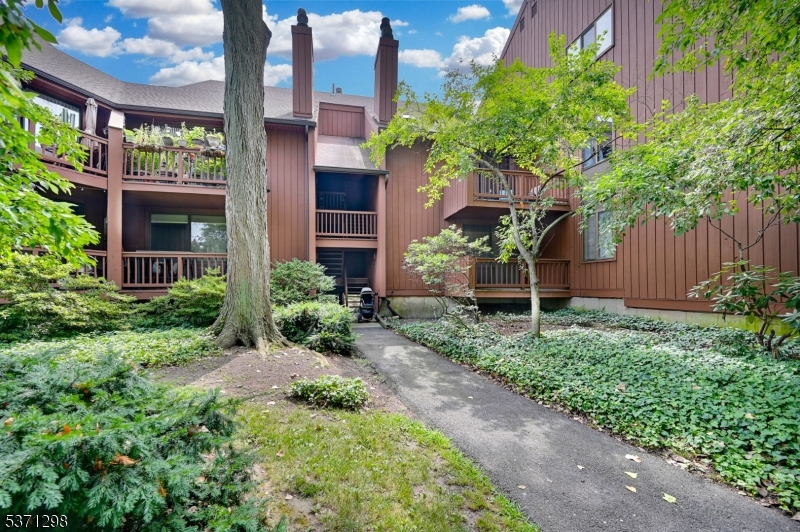 395 Whimbrel Ln