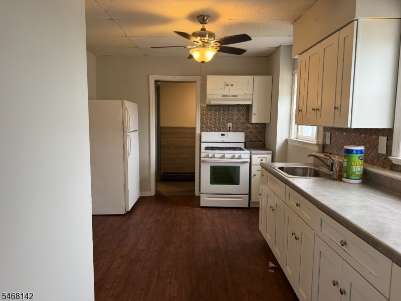 1ST FLOOR UNIT